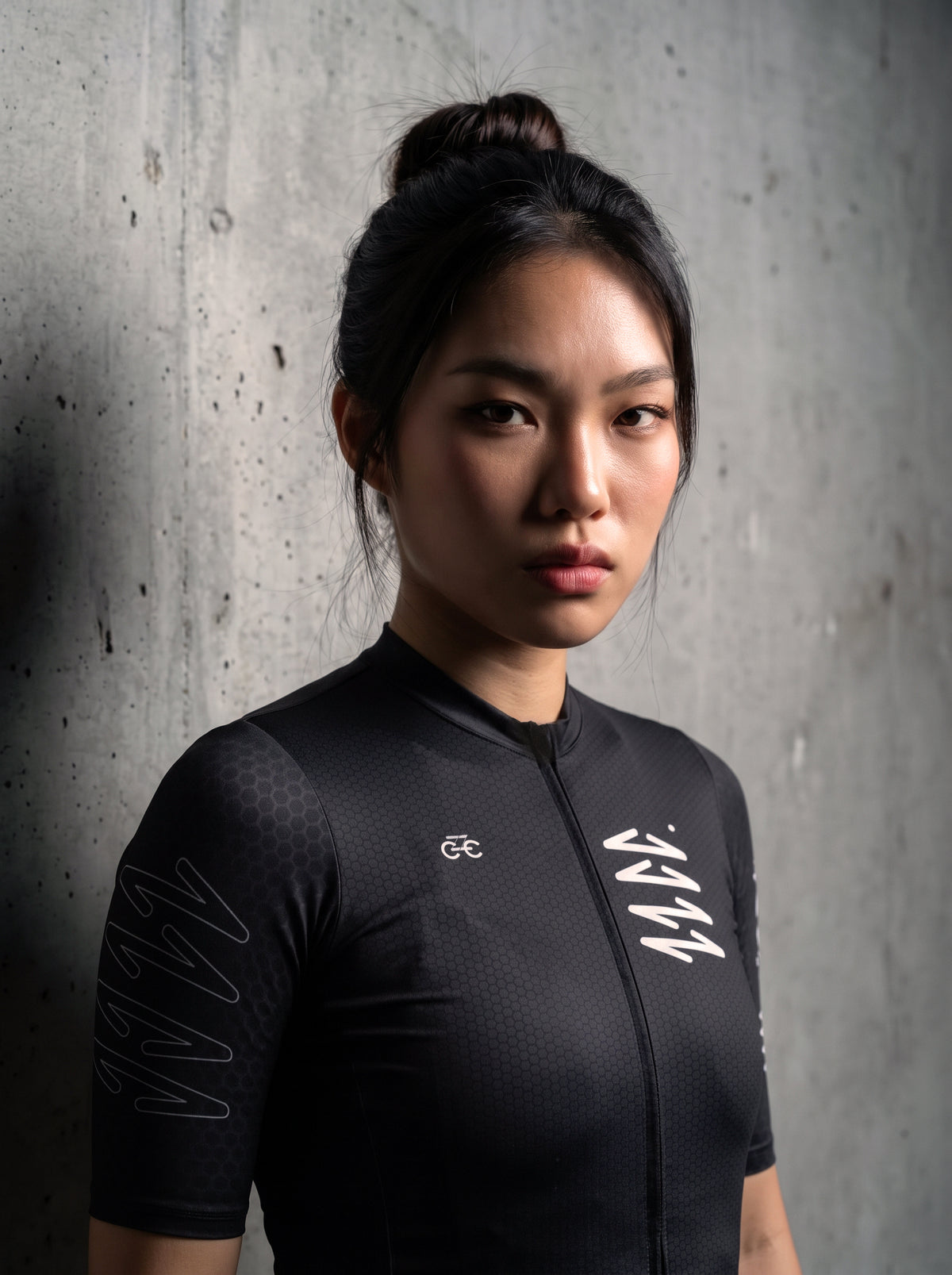Summer Essential Pro Jersey — Black, lifestyle 2