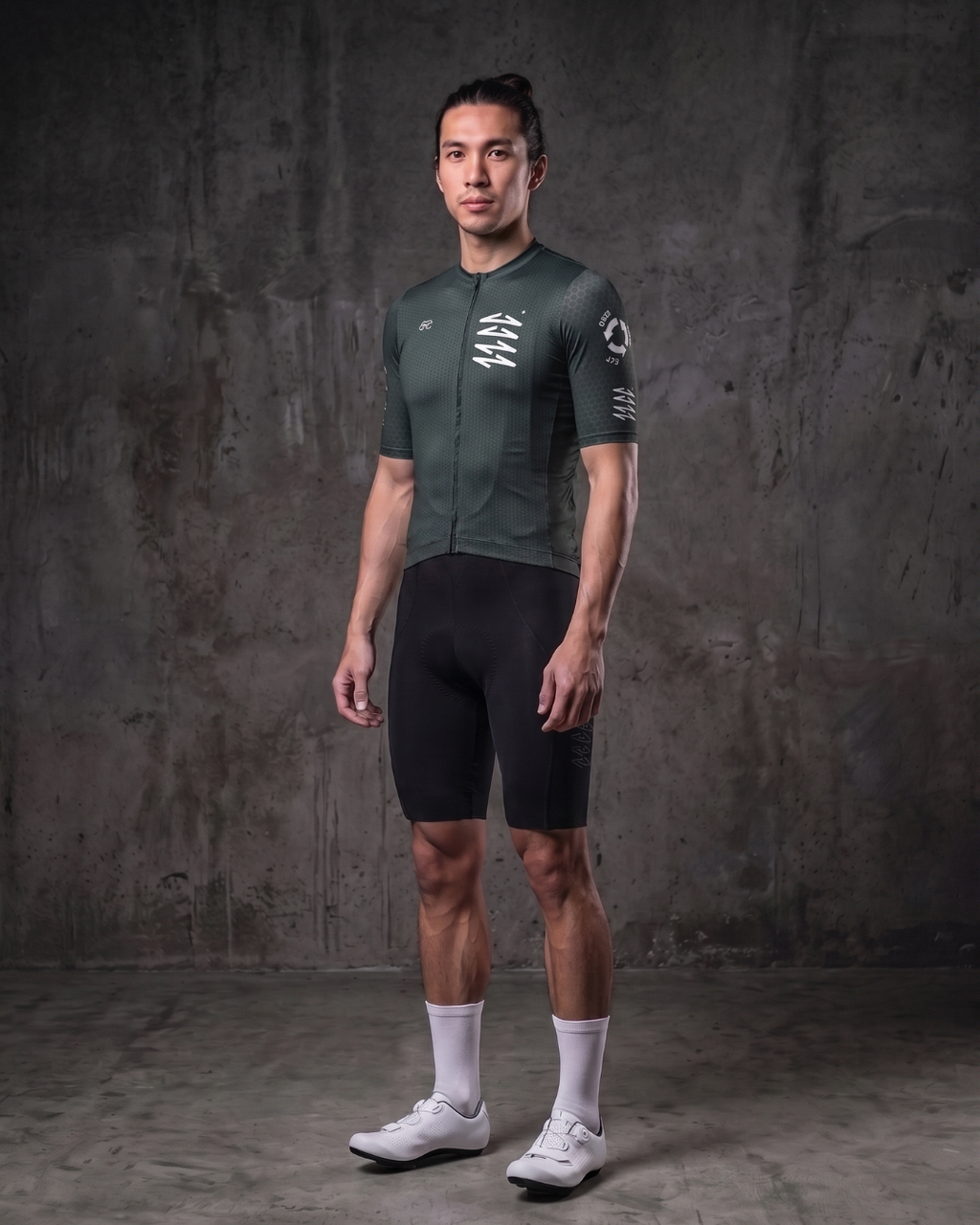 Summer Essential Pro Jersey — forest, model view