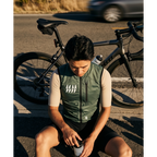 Breezer Gilet — Muted Green, lifestyle