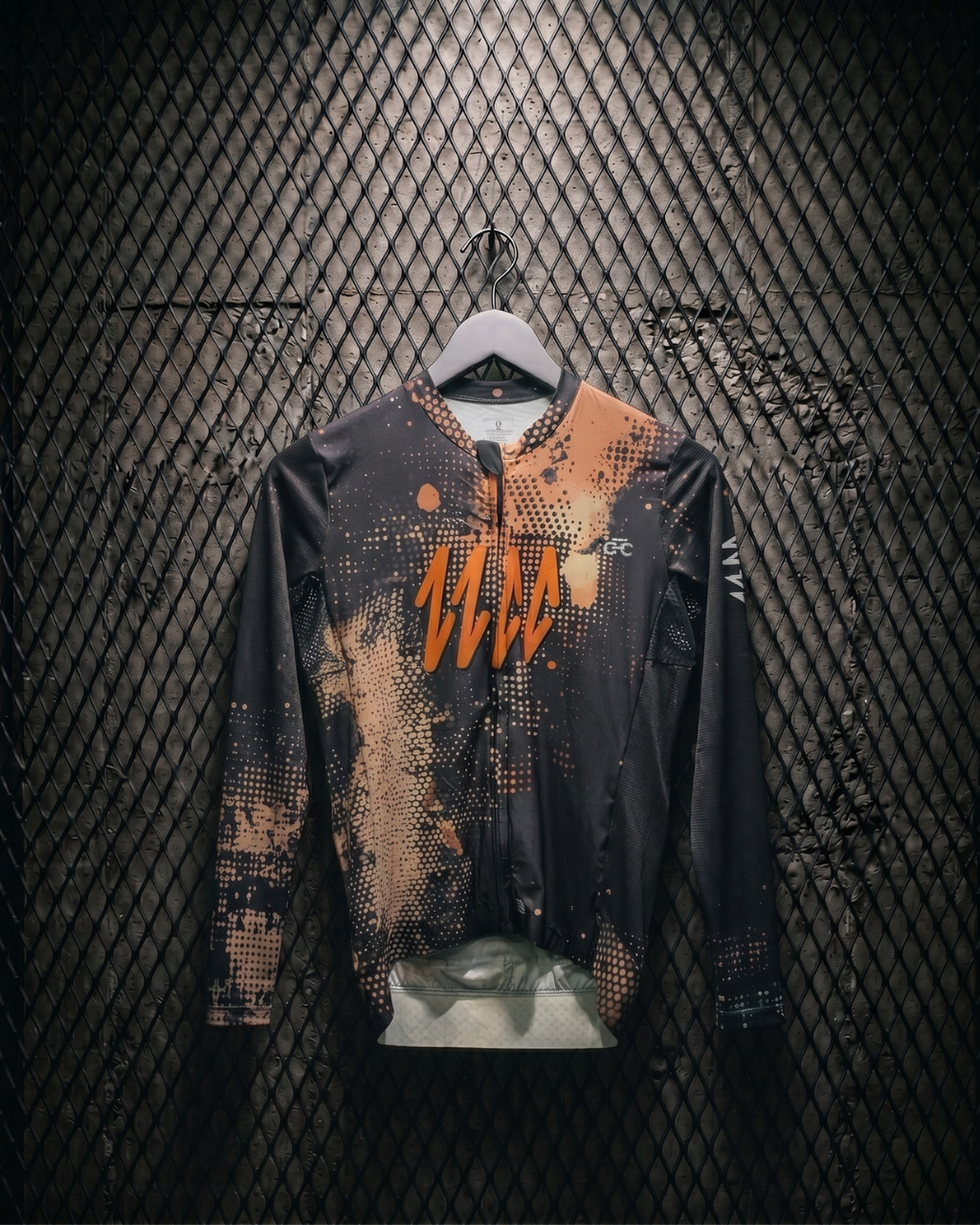 Cosmic Velocity Pro Jersey LS Man — front view