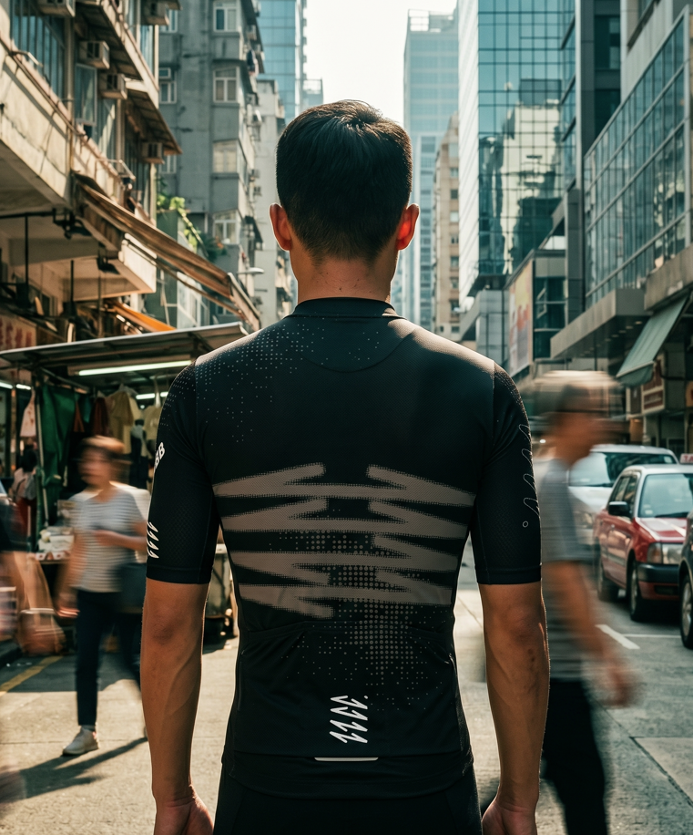 Velo Streak Pro Jersey — Black, lifestyle 3