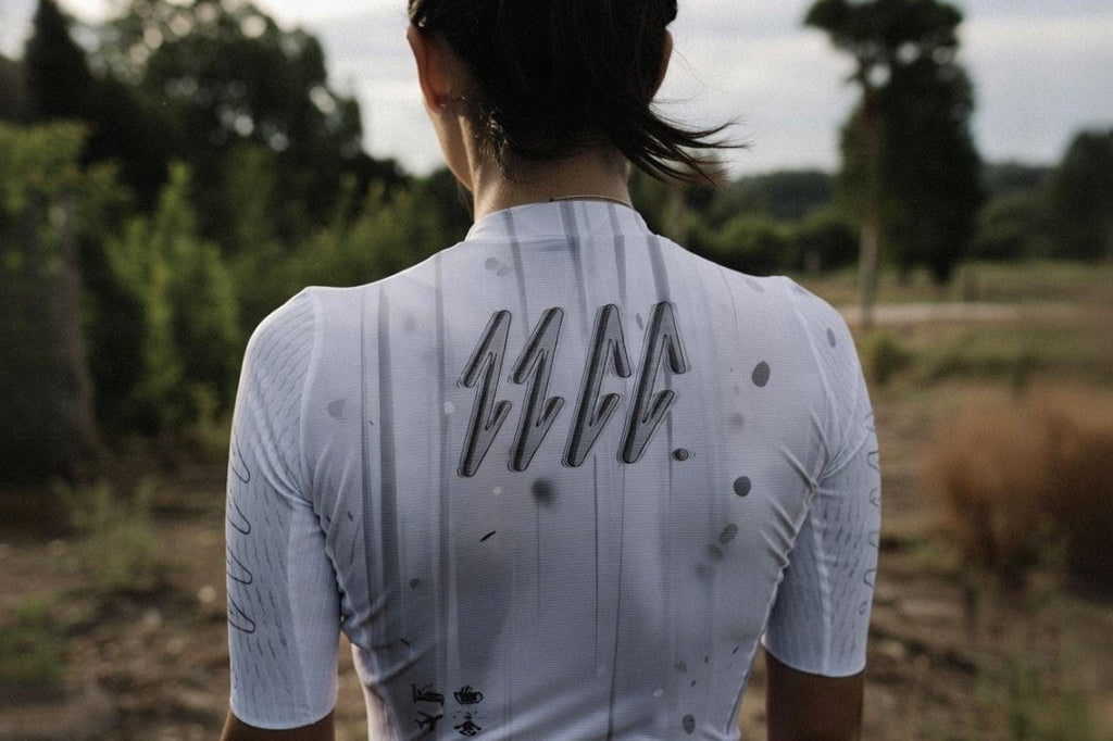 Slipdust Team Jersey Woman — lifestyle 4