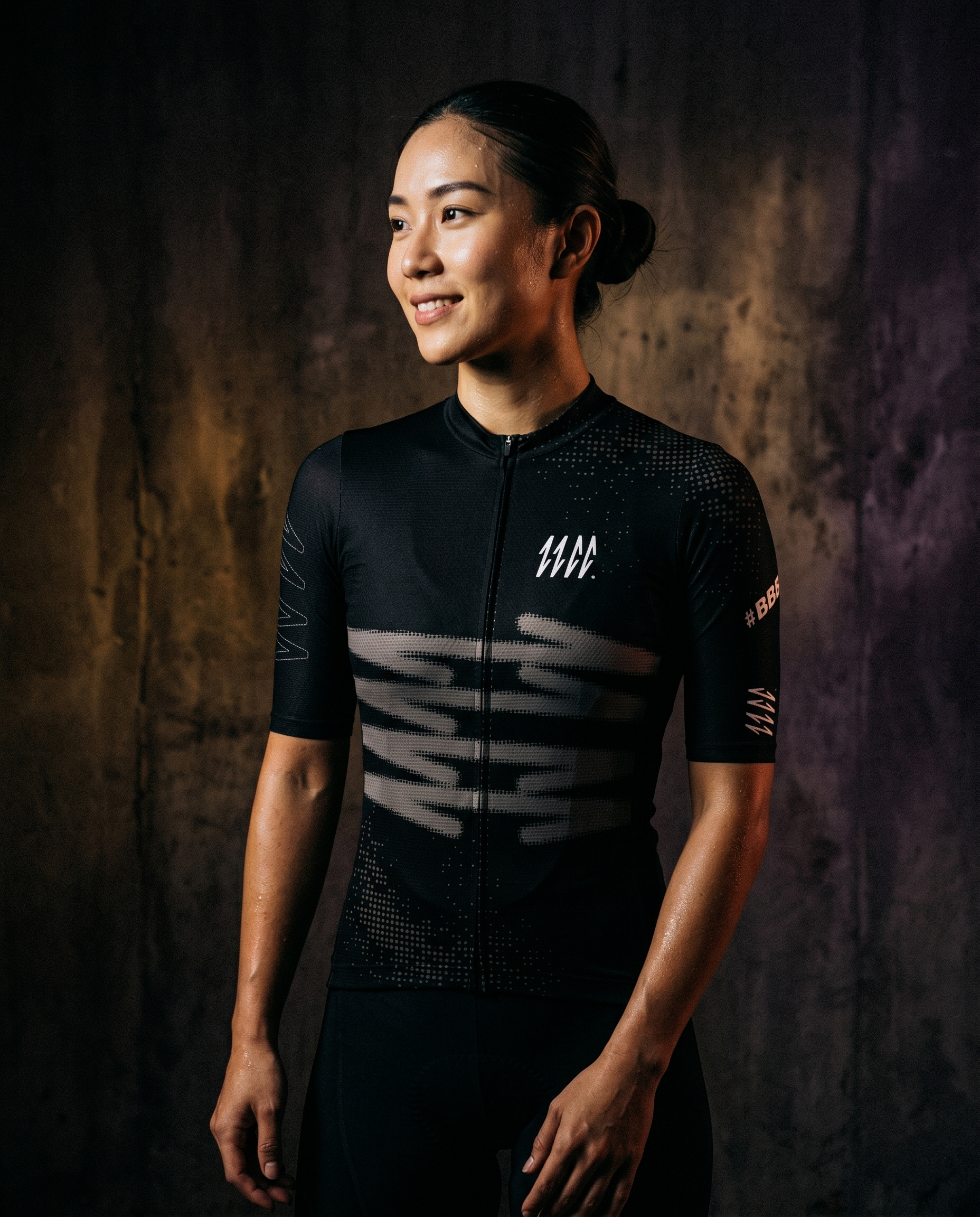 Velo Streak Pro Jersey — Black, lifestyle 11