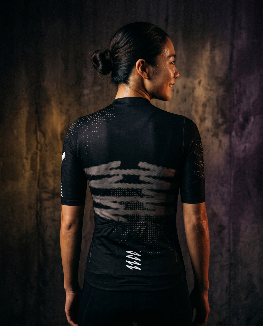 Velo Streak Pro Jersey — Black, lifestyle 12